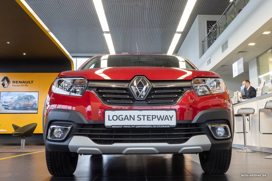 В столицу приехал кросс-седан Logan Stepway. Цены — от 22,2 тысячи рублей