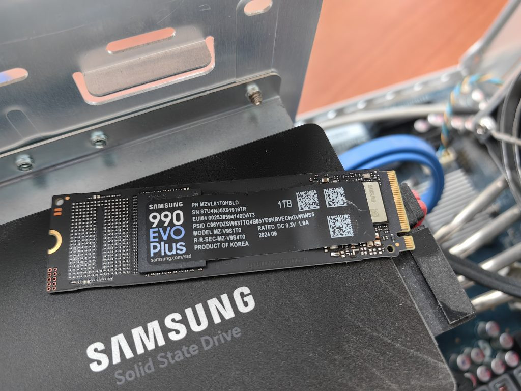 Samsung 990 Evo Plus