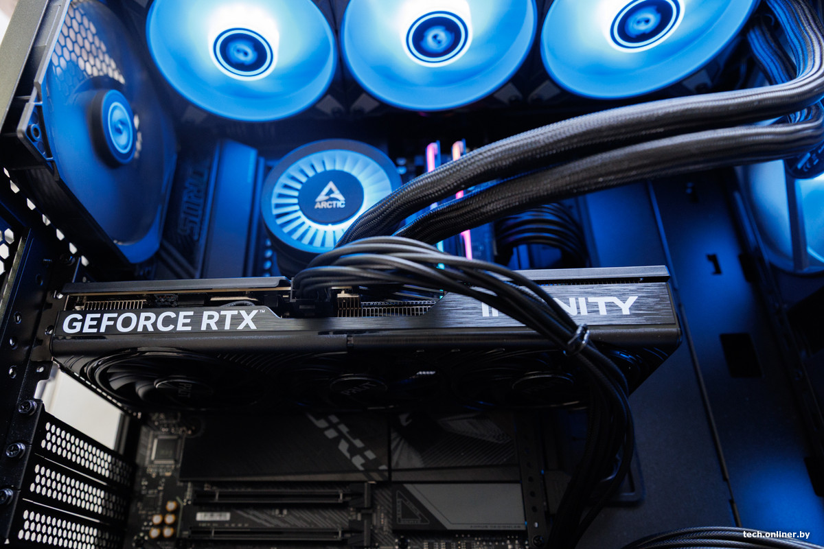 Palit Infinity 3 RTX 5060 Ti 16GB в сборке