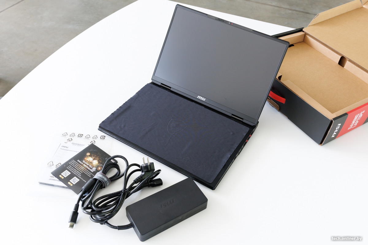 Комплектация MSI Raider 18 HX A2XWIG