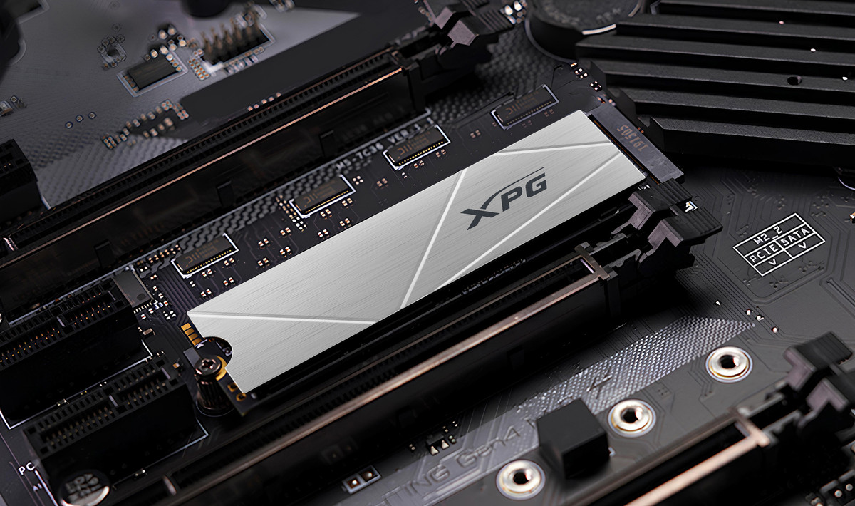 ADATA XPG Gammix S60 Blade