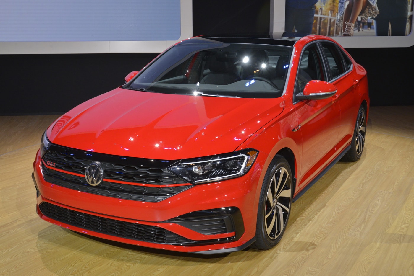 Фольксваген Джетта GTI 2020