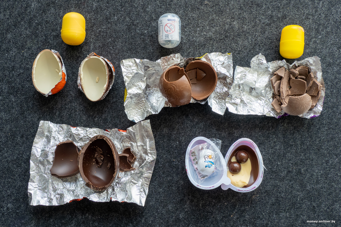 Аналог киндера. Итальянские яйца шоколадные. Шоколадные яйца на Пасху в Италии. Коллекция из Киндер сюрпризов 90 года с самим яичком. Фирма шоколада без яиц.
