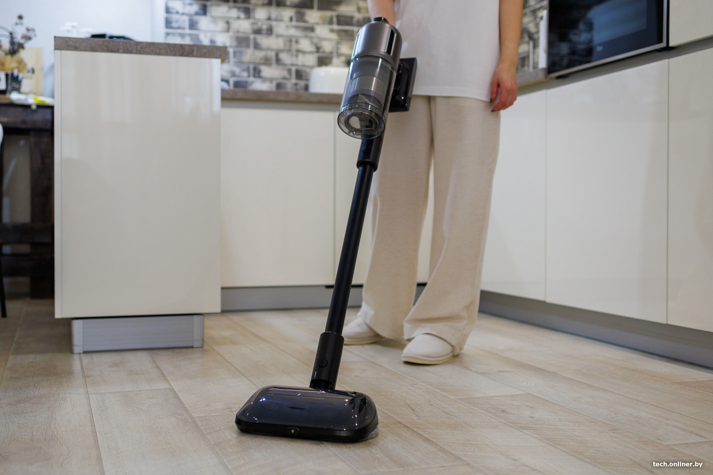 Dreame Station Cordless Vacuum Cleaner Z40 в работе