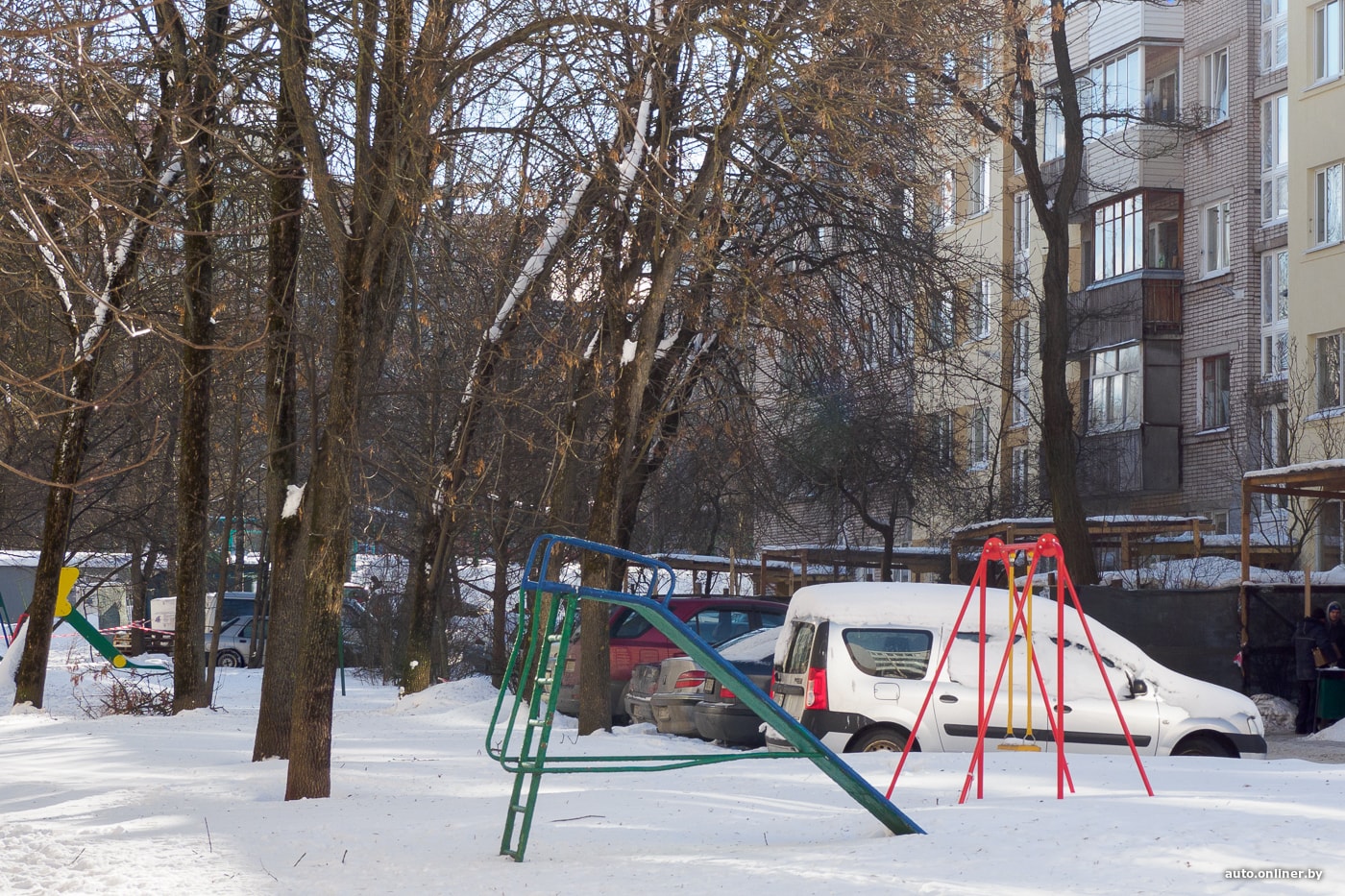 Как получить компенсацию, если на машину упало дерево?