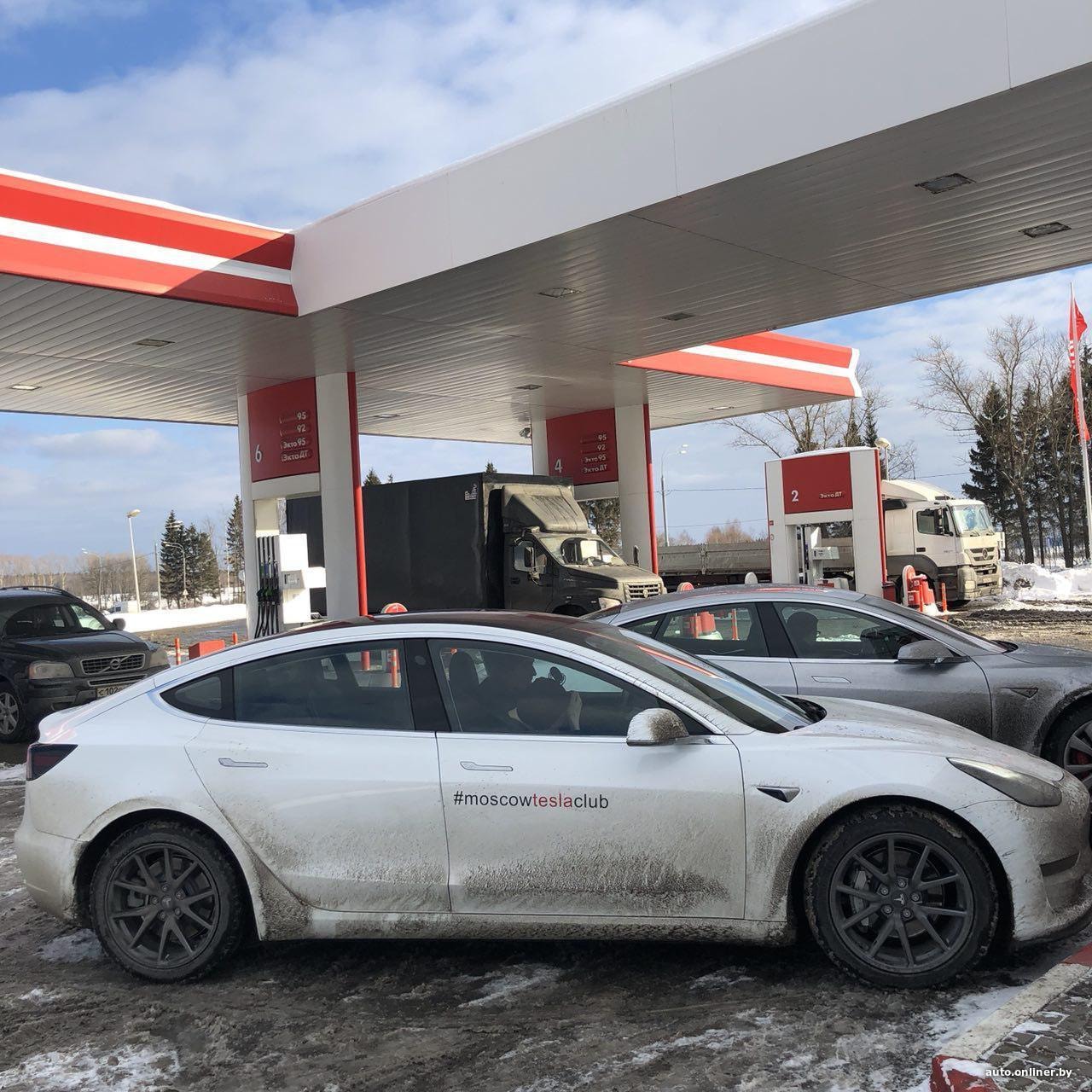 Tesla Model 3 едет в Минск