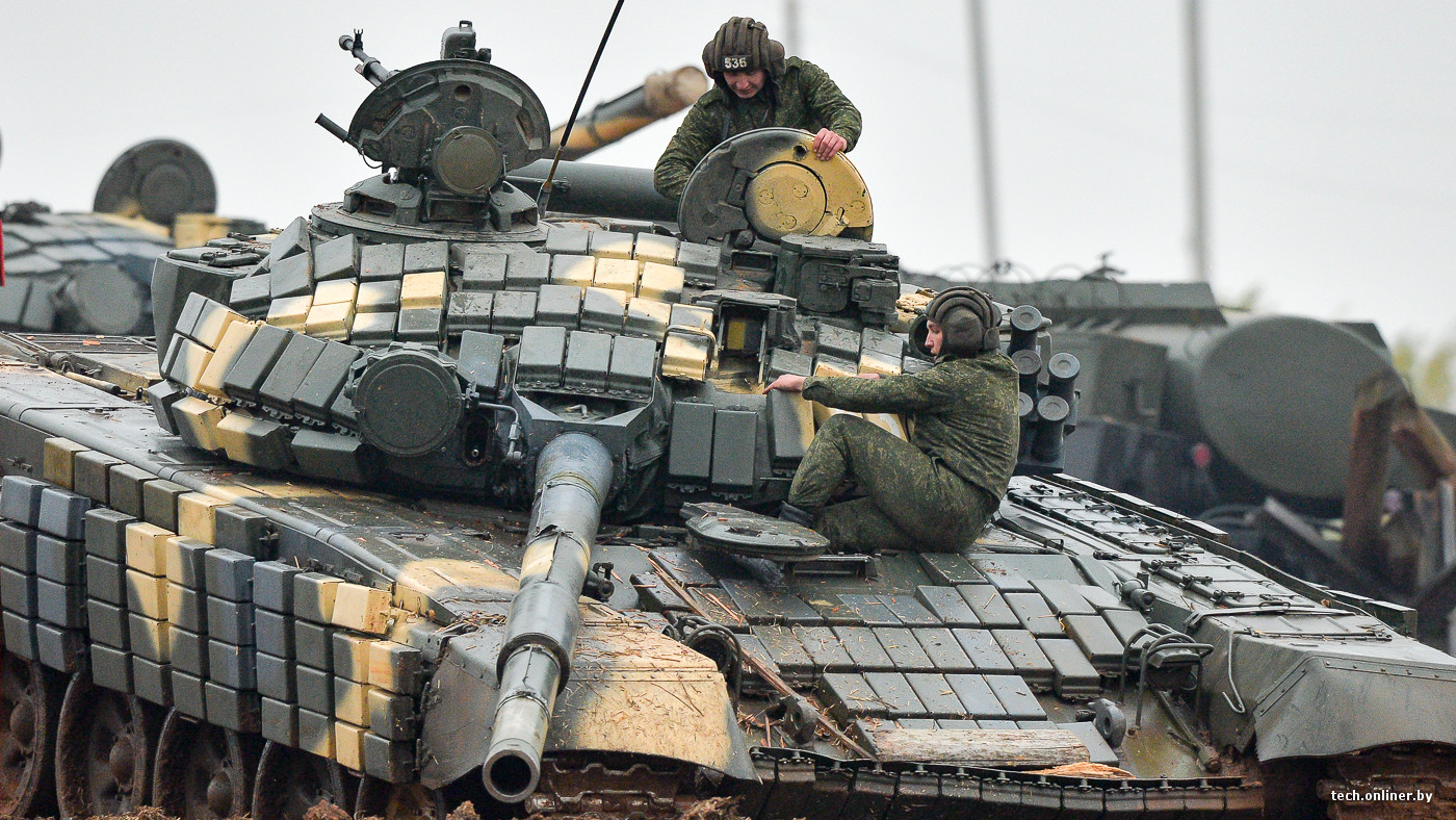 Экипаж танк 72. Т-72б2. T72ab. Танк т-72б1. T-72б/sim1.