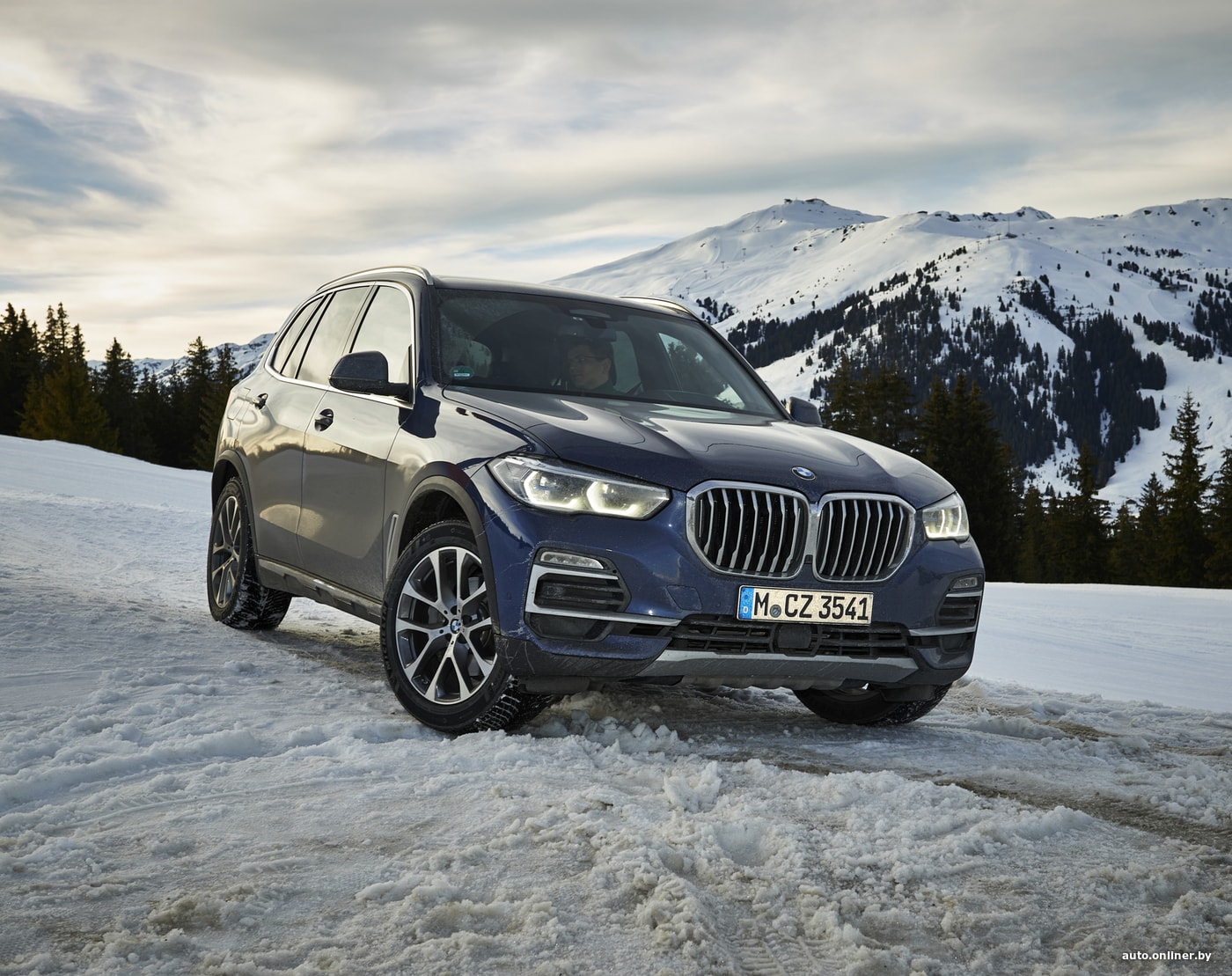 Тест-драйв нового BMW X5: наблюдаем, как оцифровывается классика