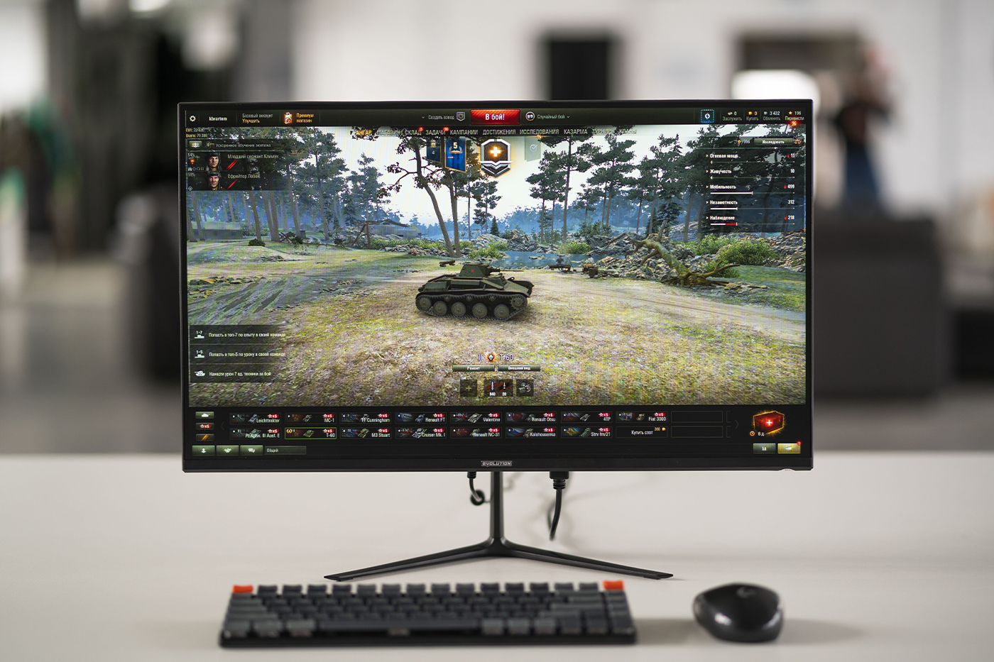 Was kann einer der günstigsten Monitore mit IPS-Matrix und einer Frequenz von 165 Hz?