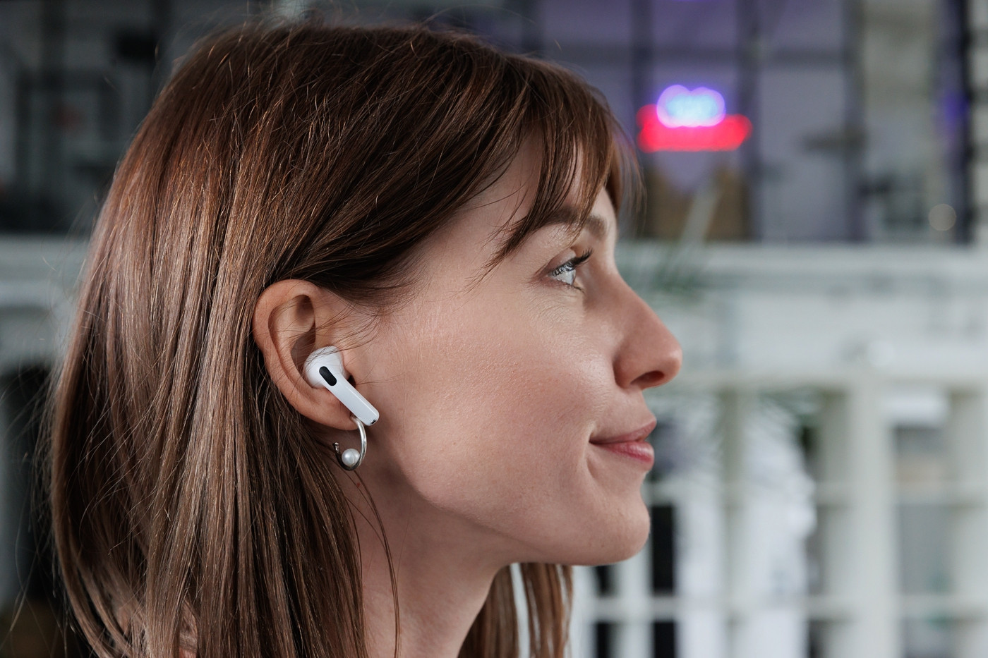 Apple AirPods 4 レビュー