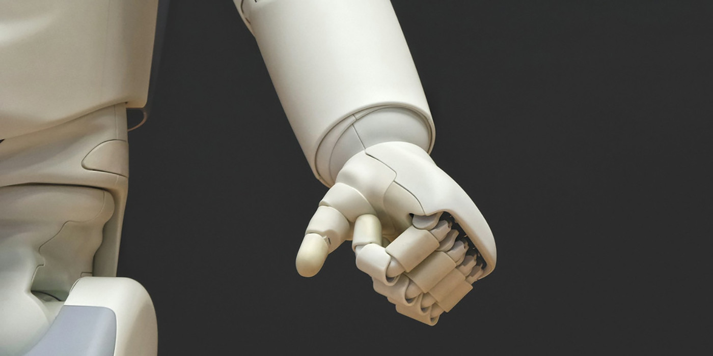 ロボットは人間に取って代わるのでしょうか？