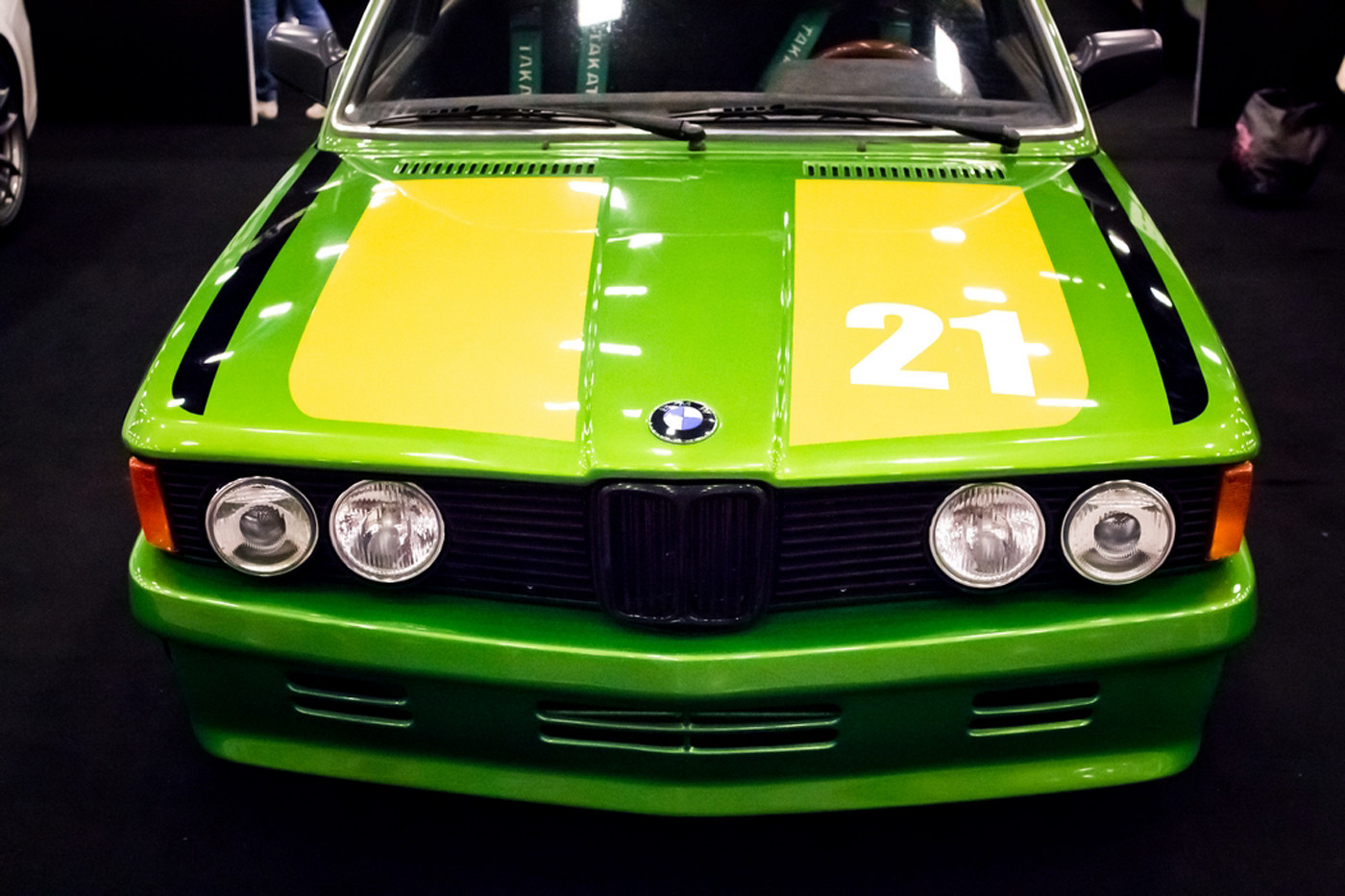Фоторепортаж с международной автовыставки Royal Auto Show X