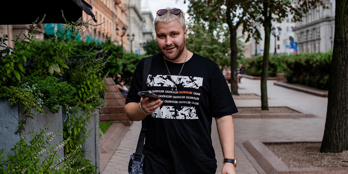«Парни не хотят платить за девушек — разве это нормально?» Мужские рассуждения о знакомствах, женственности и каблуках