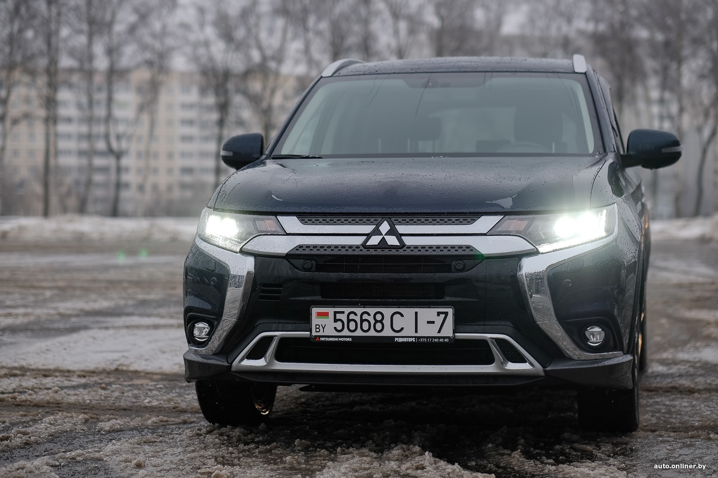 Тест-драйв Mitsubishi Outlander: кроссовер для взрослых мужиков