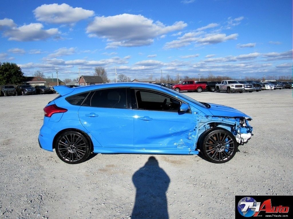 Ford Focus RS c пробегом 2 тысячи миль продают за $23,7 тысячи