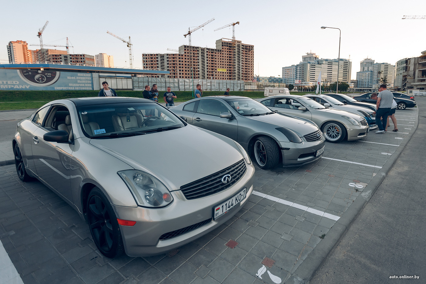 В Минске состоялся слет владельцев Infiniti G35 Coupe и Nissan 350Z