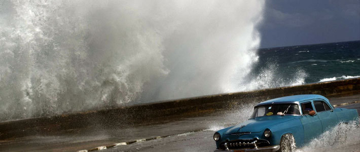 Волновые электростанции (влэс. Циклоны с атлантики. Вулкан в океане. Океан охлаждает. Суда в море.