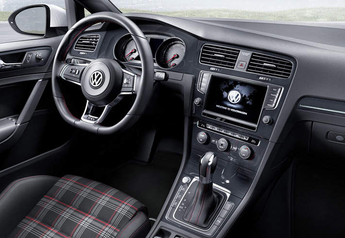 Volkswagen GTI (предварительная цена — $30 695)