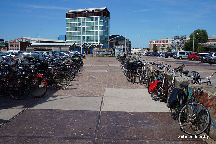 Изучаем велодорожки Амстердама. Город, где велосипедов больше, чем людей