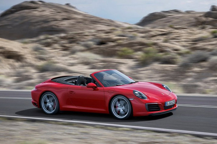 Porsche рассекретил обновленный 911