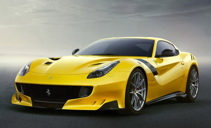 Компания Ferrari «зарядила» суперкар F12berlinetta