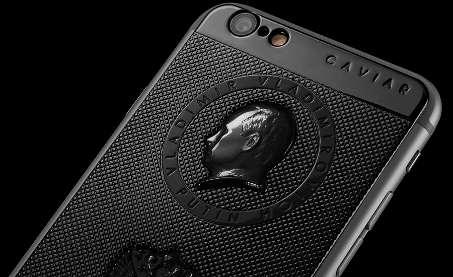 Натуральный титан айфон. Caviar iphone 6 Putin. Путифон. Путифон телефон. Caviar заставки на смартфоны.