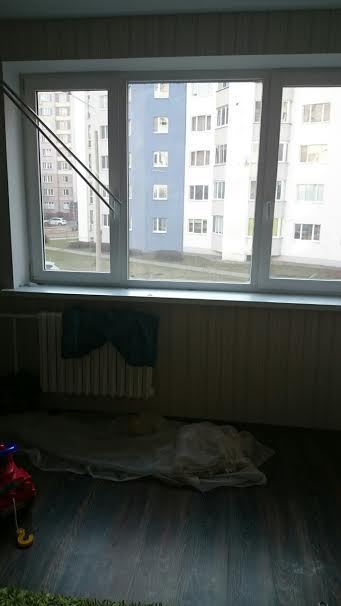 kvartirant-podsmatrivaet-za-hozyaevami