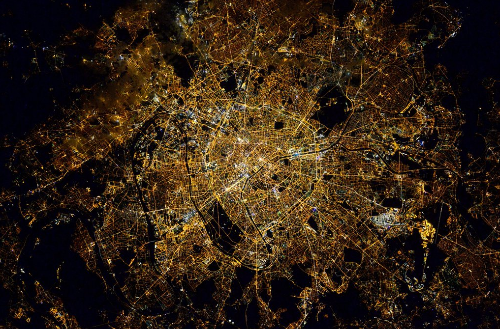 Москва ночью из космоса