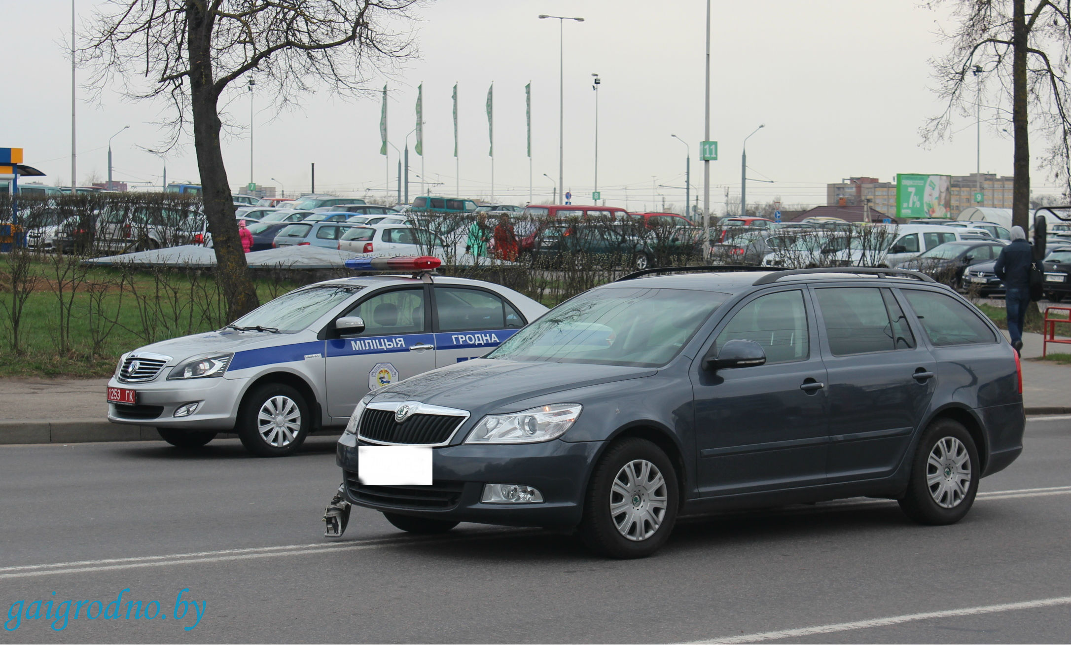 10-летняя девочка серьезно пострадала после наезда Skoda на гродненском  проспекте