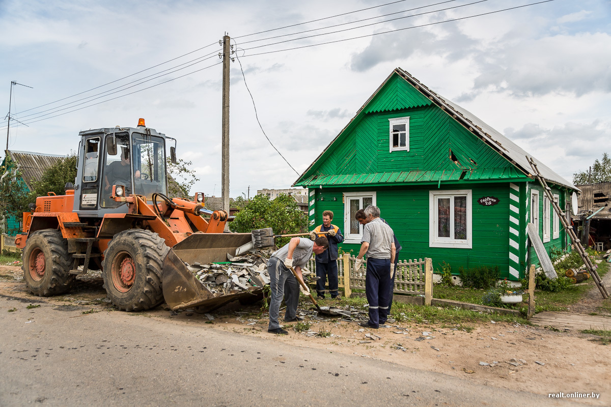 Репортаж о последствиях торнадо в Витебской области