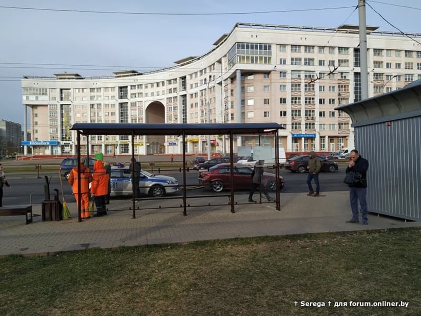 В каком районе остановиться в минске. Центр минска на карте. Радиально-кольцевая планировка москвы. Минская электричка до минского моря. Минск где лучше остановиться.