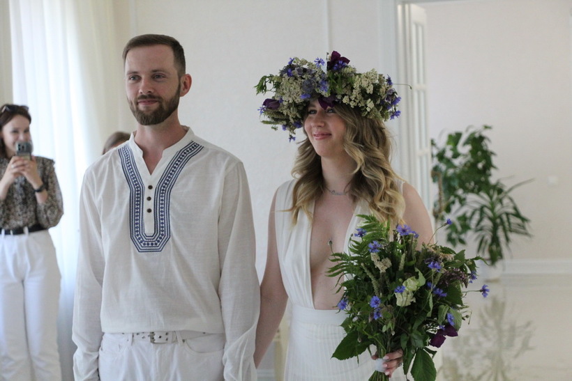 Выбираем платья и украшения для праздника и свадьбы в Могилеве