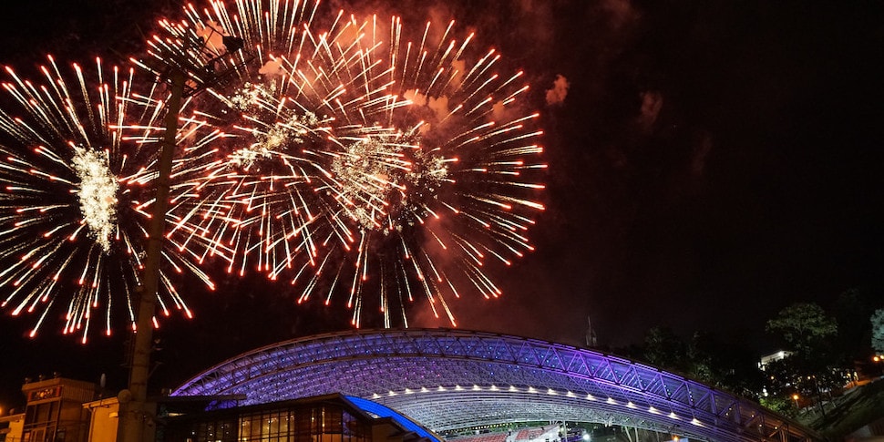 Новогодний фейерверк в Минске 2021
