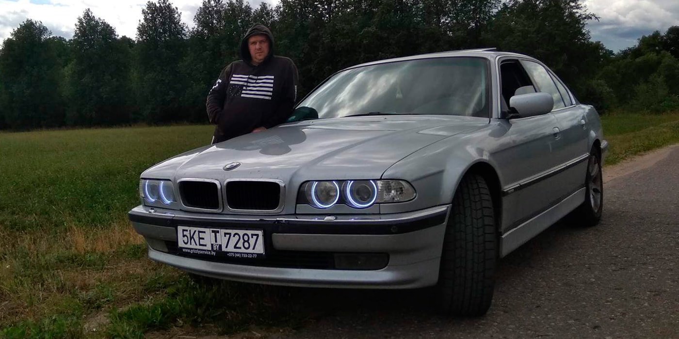 Будь проклят тот день». Купил легендарную BMW E38 и намучился