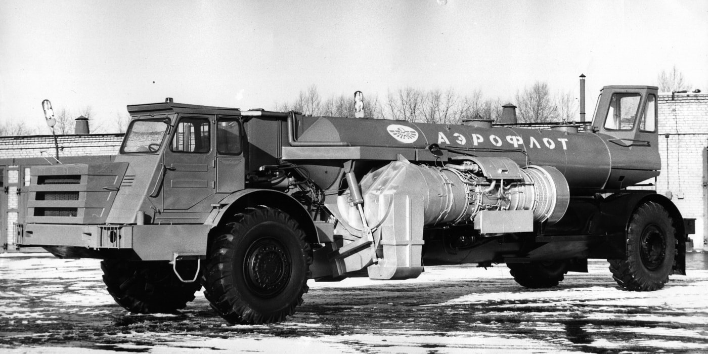 История аэродромных спецмашин с авиатурбинами