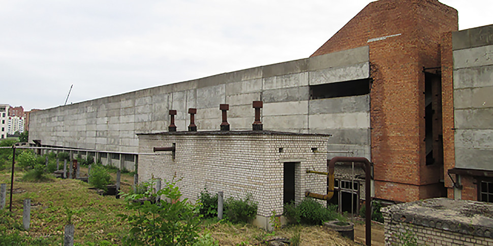 приватизация недвижимости. сквер нии. аукционный дом кристис (christie’s. аукционный дом sotheby's. аукцион здание.