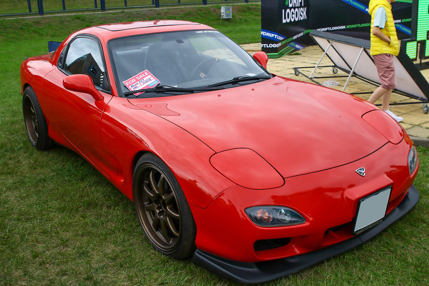 Роторная Mazda RX-7 в идеальном состоянии. Класс?