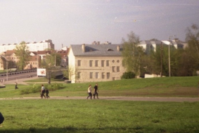 Минск 2000 годов. Минск 2000 года. Минск в 2000 году фото. Минск 2000г зеленый. Минск 2000-х годов фото.