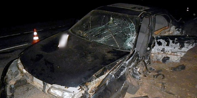 Столкновение Mazda 626 и Nissan X-Trail на загородной трассе: пострадал один из водителей (дополнено)