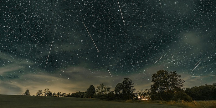8月のペルセウス座流星群