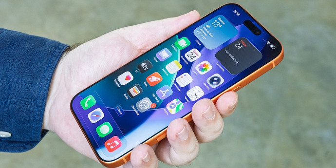 内部関係者がiPhone 18とiPhone 18 Proにどのような画面が搭載されるかを明らかにした