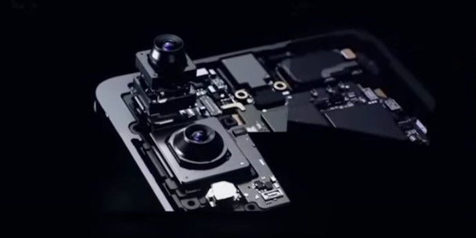もうひとつ。サムスンがGalaxy S25 Edgeを発表