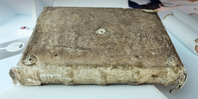 古代の本のカバーは中世の貿易に光を当てました