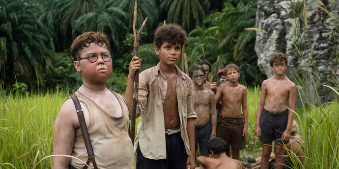 不気味な古典に戻る: 映画化「蝿の王」の最初の予告編が公開されました