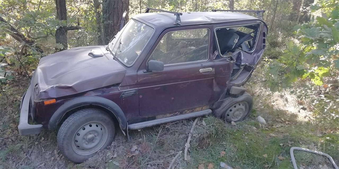 Водитель буса уснул и вытолкнул попутную легковушку в кювет