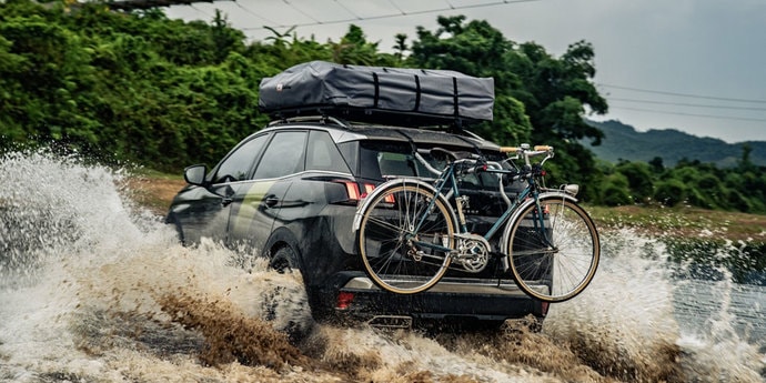 Из паркетника Peugeot 3008 попытались сделать внедорожник. Получилось?
