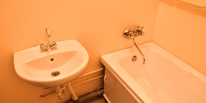 Вызвала сантехника за 20 рублей, а должна 333