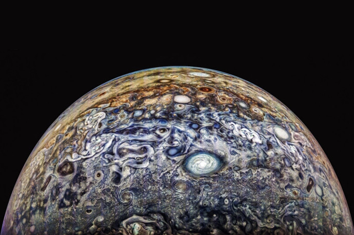 こんな木星を今まで見たことがありません。ガス巨人の最も鮮明な写真