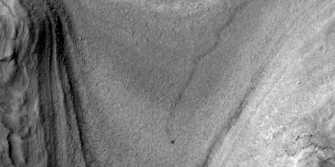 NASAは、最初に軌道からCuriosity Mark Roadを撮影しました