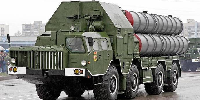 Ракетный комплекс С-300 попал в ДТП под Полоцком